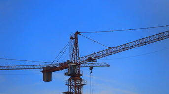 湖南塔吊倒塌事故致2死，5名公職人員被停職調查，敲響安全生產警鐘